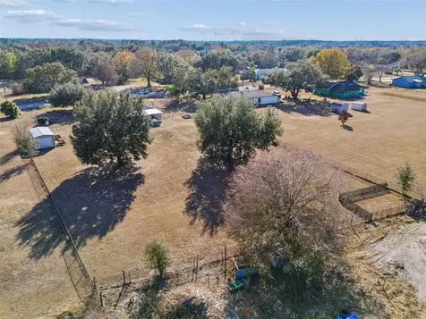31609 Hunt Club Lane Wesley Chapel FL 33543
