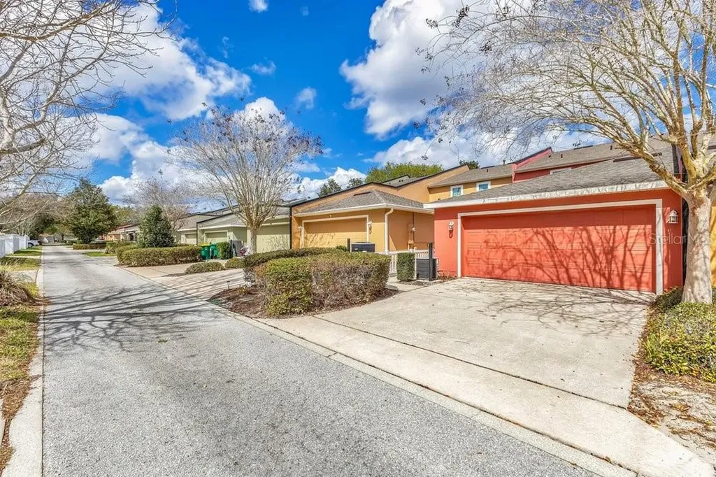 125 Manor View Lane Deland FL 32724