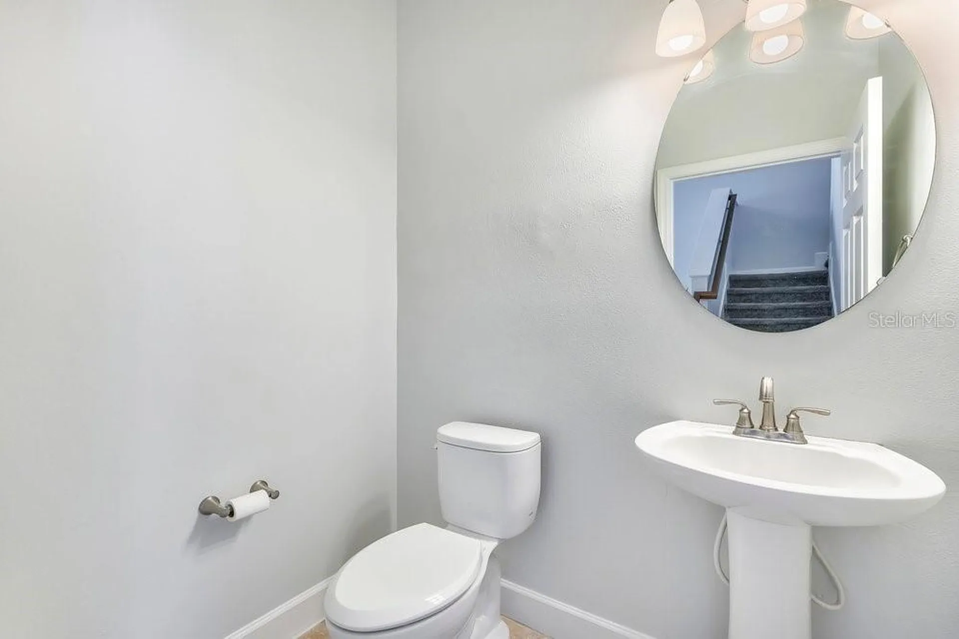 125 Manor View Lane Deland FL 32724