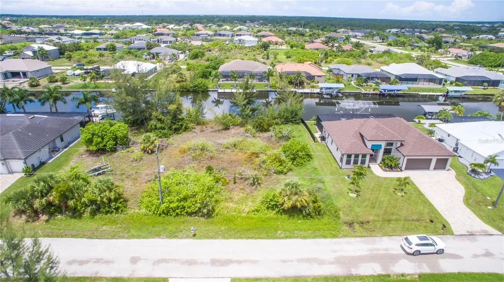 8088 Antwerp Circle Port Charlotte FL 33981