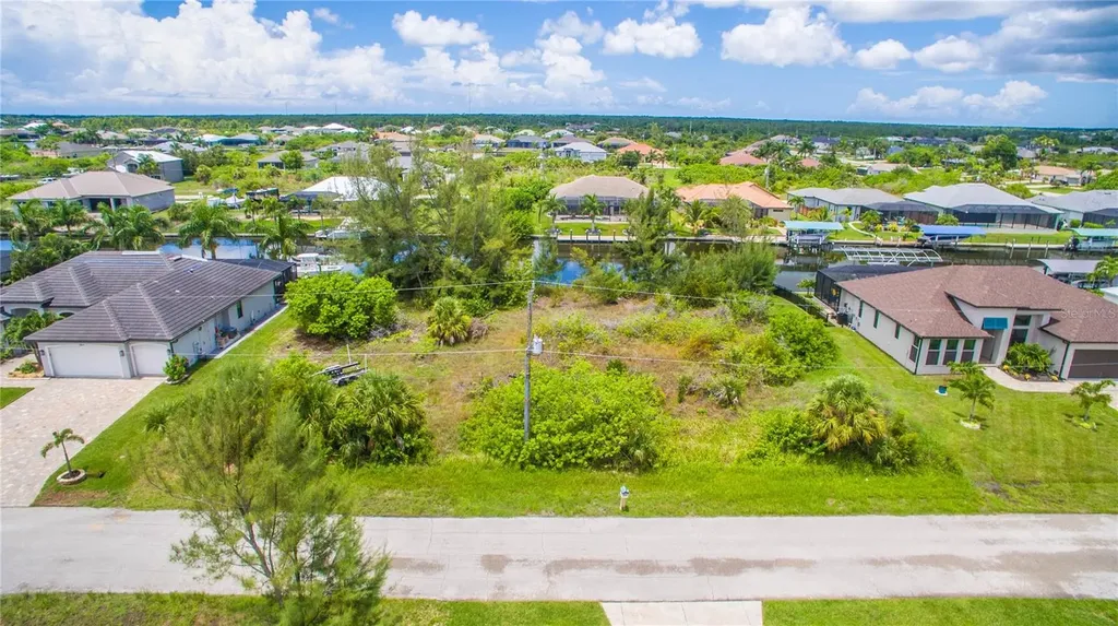 8088 Antwerp Circle Port Charlotte FL 33981