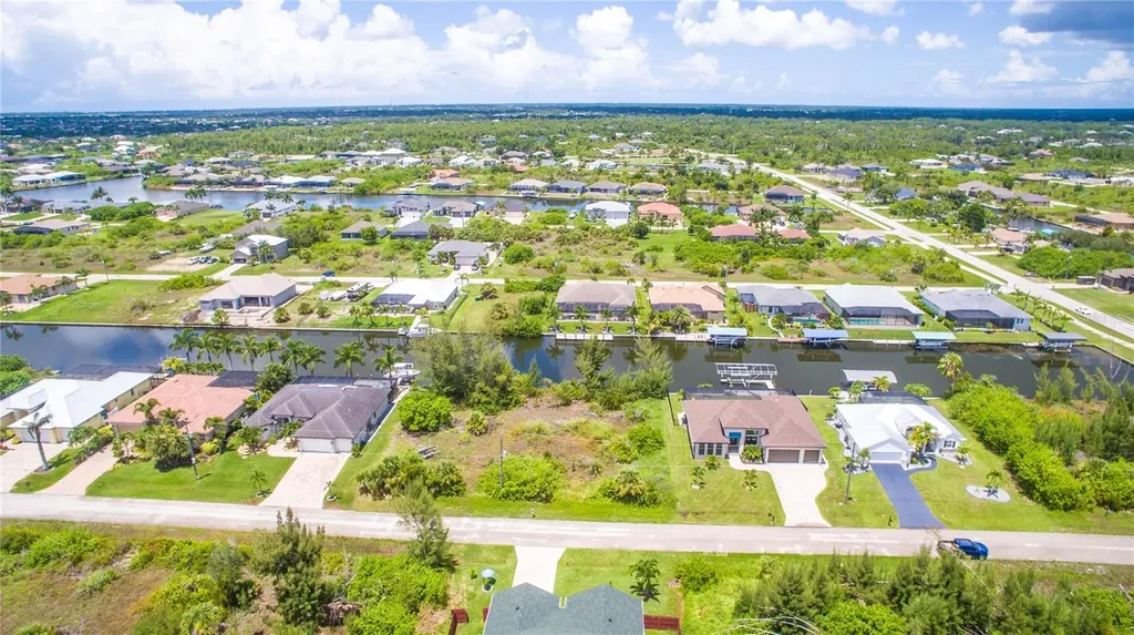 8088 Antwerp Circle Port Charlotte FL 33981