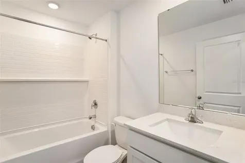 458 Warm Heron Place Ruskin FL 33570