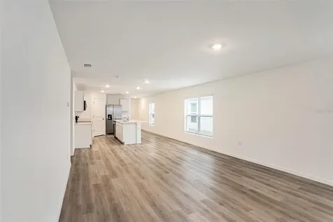 458 Warm Heron Place Ruskin FL 33570