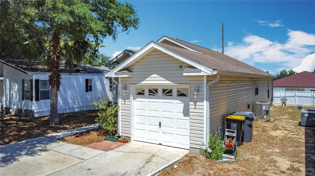50989 Highway 27 Davenport FL 33897