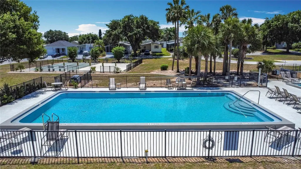 50989 Highway 27 Davenport FL 33897