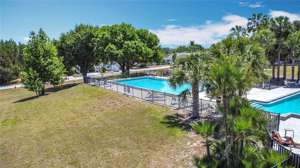 50989 Highway 27 Davenport FL 33897