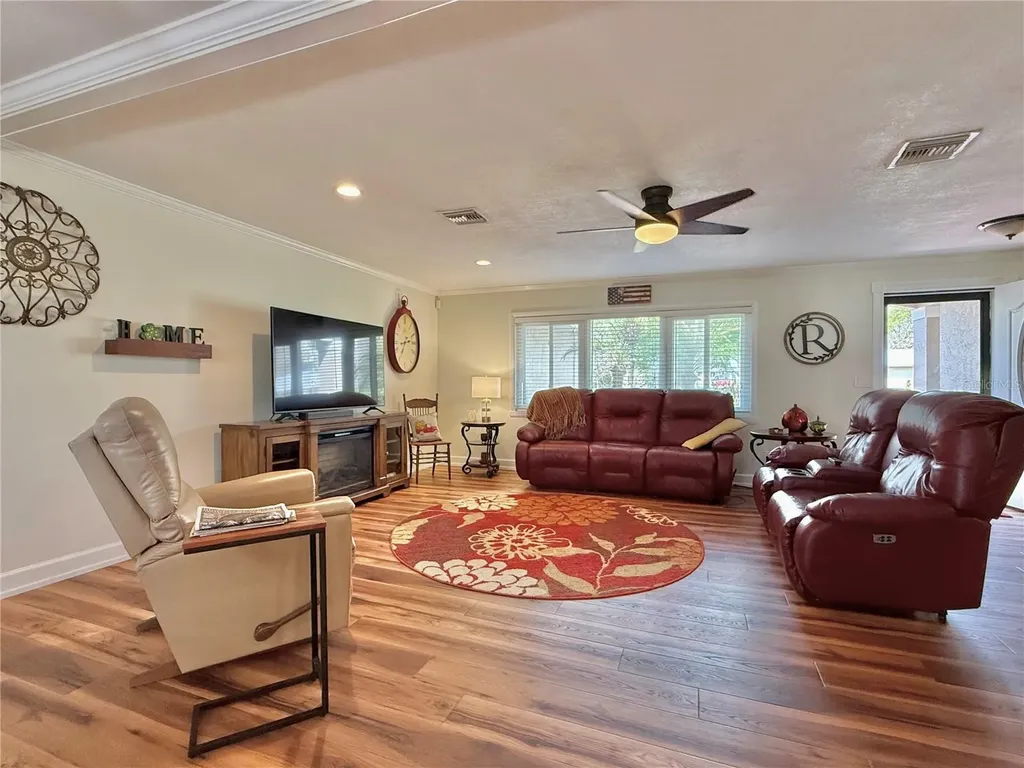 233 Greensview Drive Avon Park FL 33825