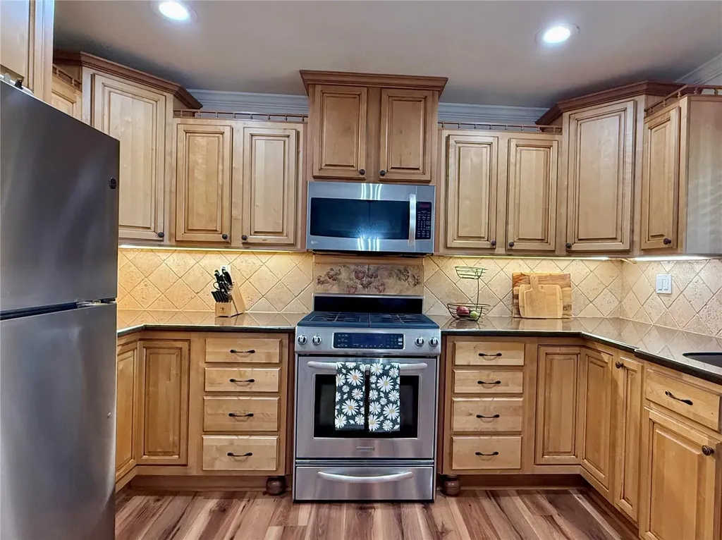 233 Greensview Drive Avon Park FL 33825