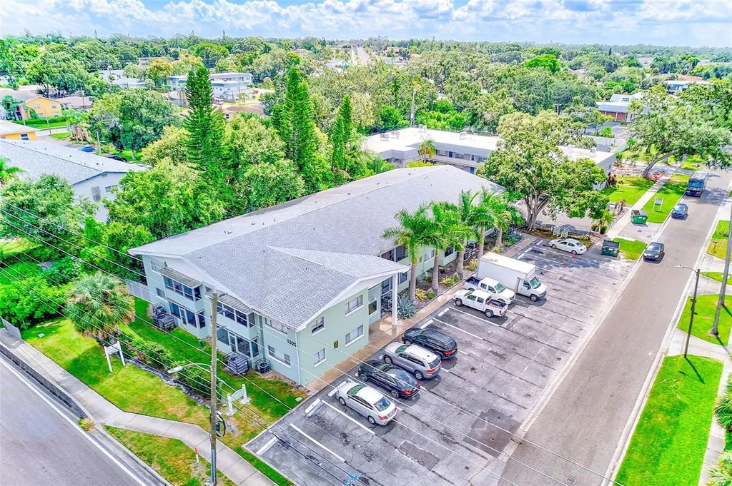 1329 Drew Street Clearwater FL 33755