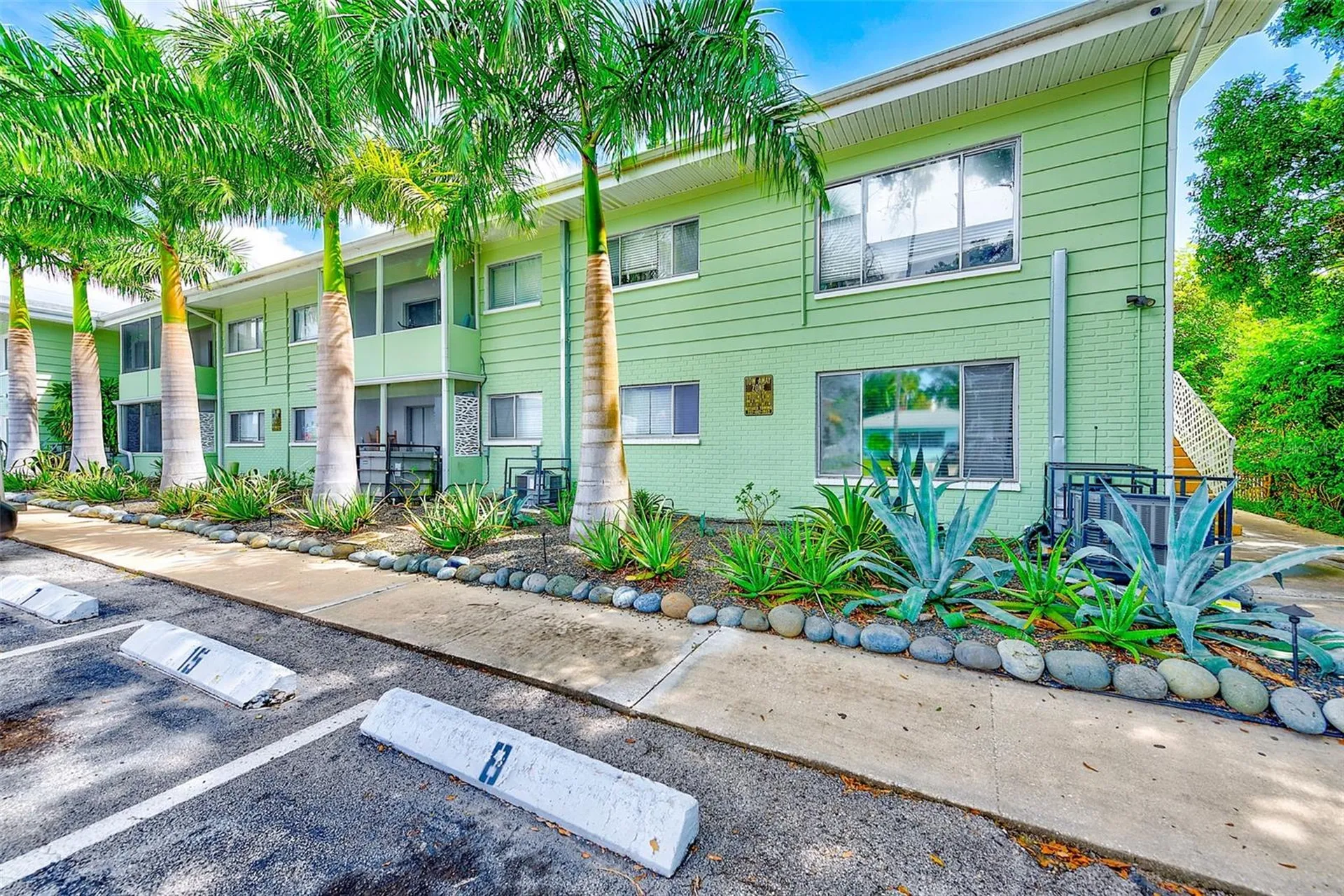 1329 Drew Street Clearwater FL 33755
