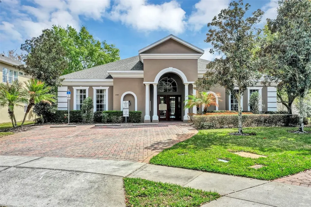5863 Strada Capri Way Orlando FL 32835