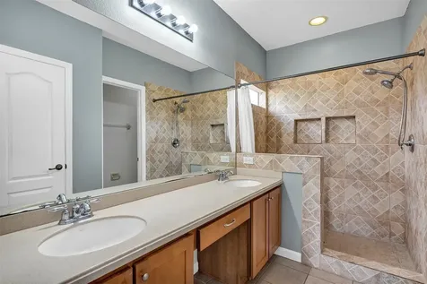 5863 Strada Capri Way Orlando FL 32835