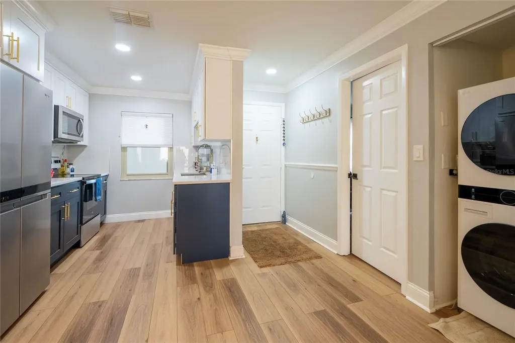 2452 Enterprise Road Clearwater FL 33763