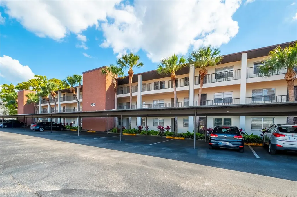2452 Enterprise Road Clearwater FL 33763