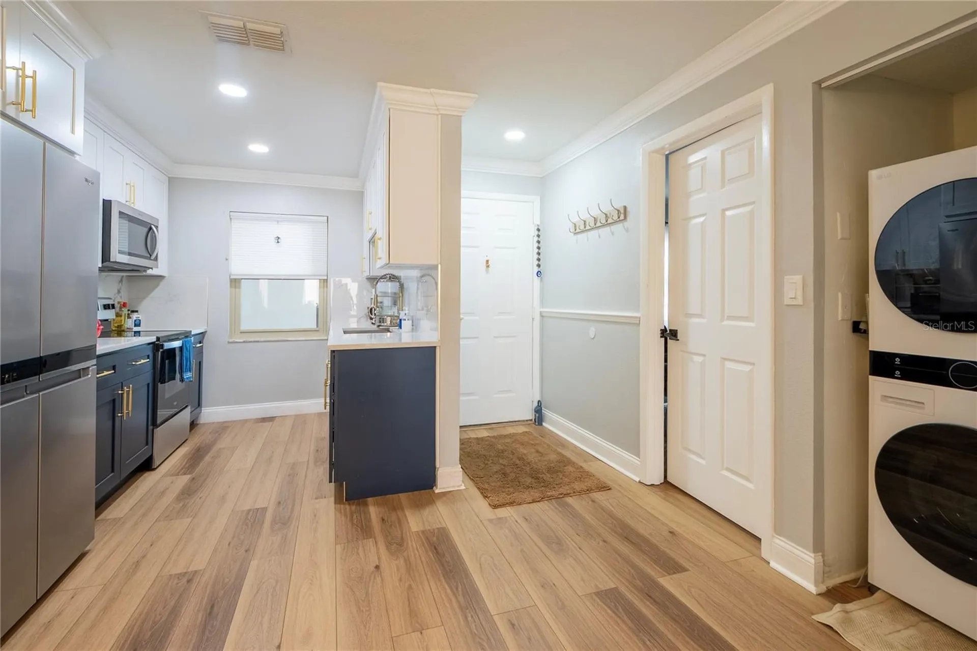 2452 Enterprise Road Clearwater FL 33763