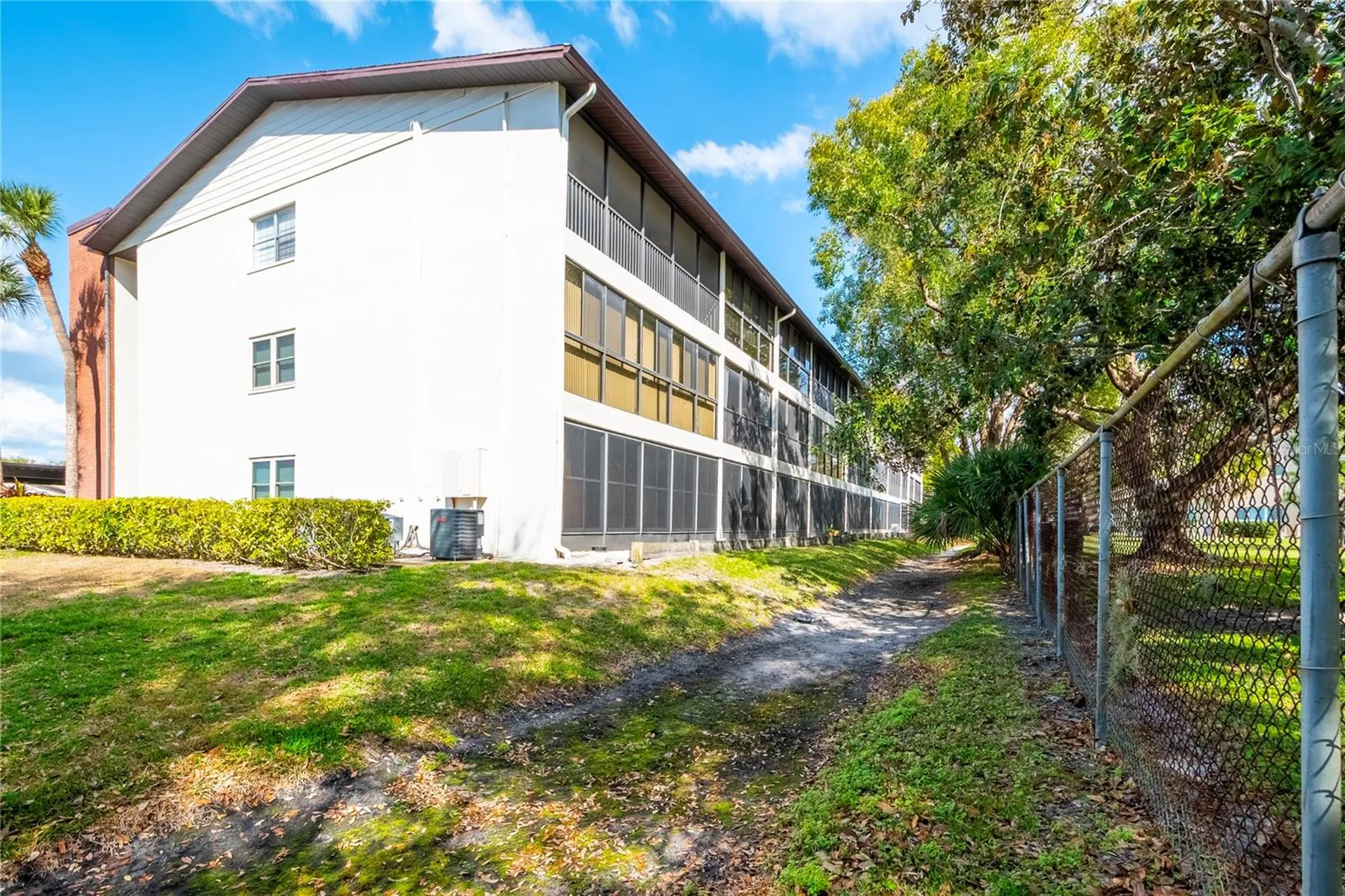 2452 Enterprise Road Clearwater FL 33763