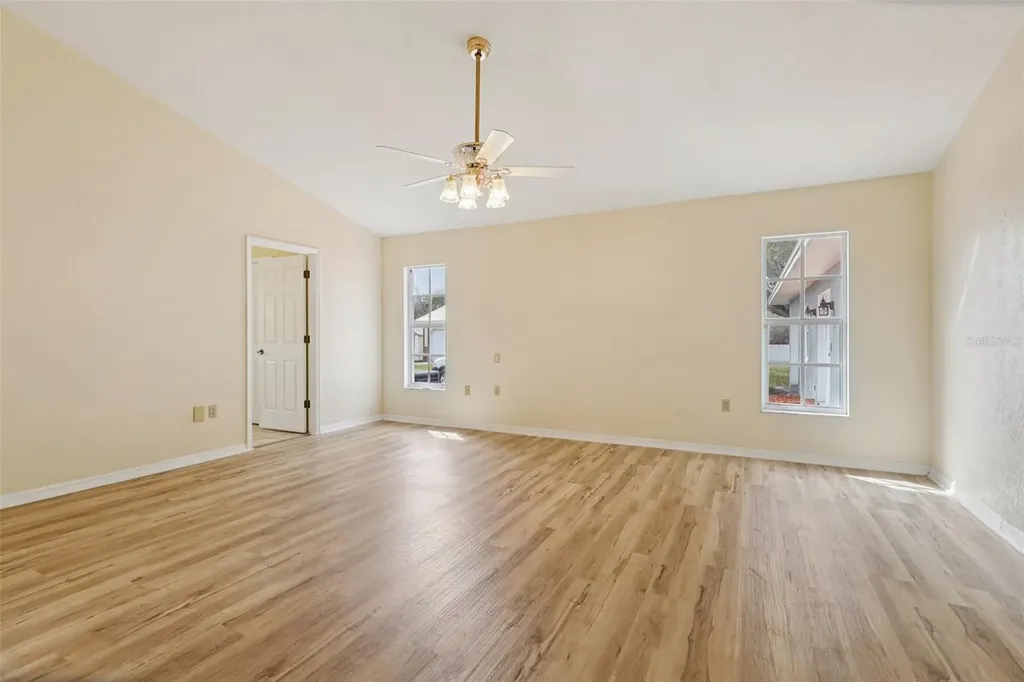 7026 Pinehaven Drive Lakeland FL 33810