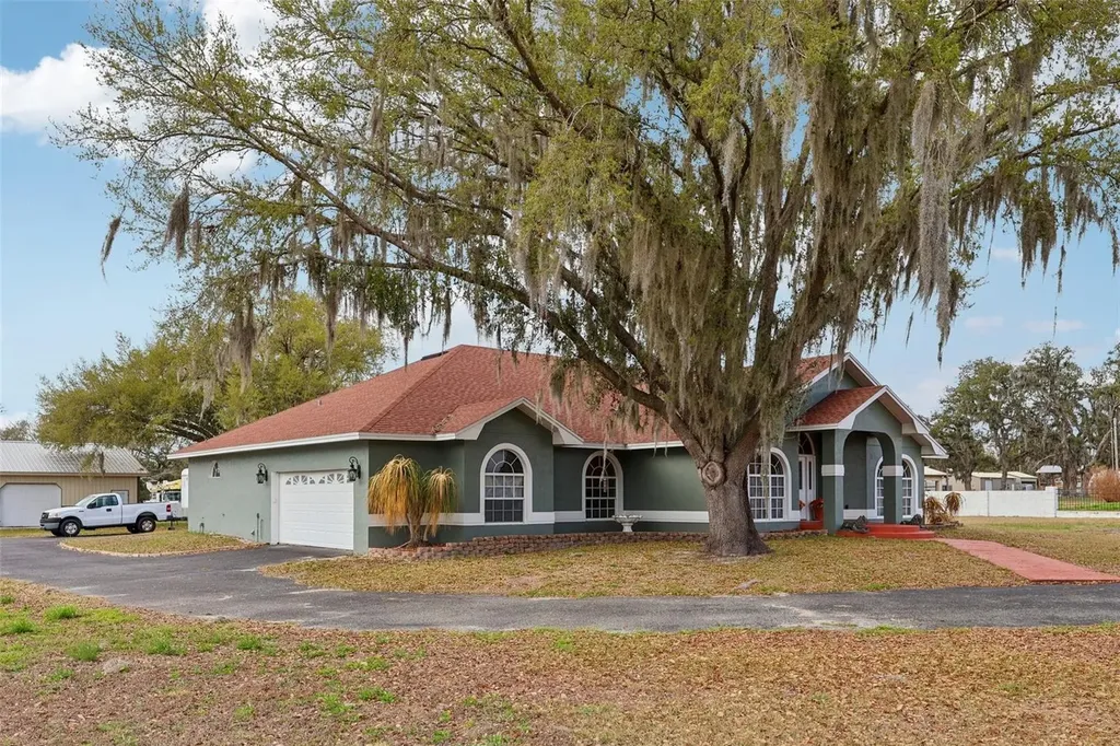 7026 Pinehaven Drive Lakeland FL 33810