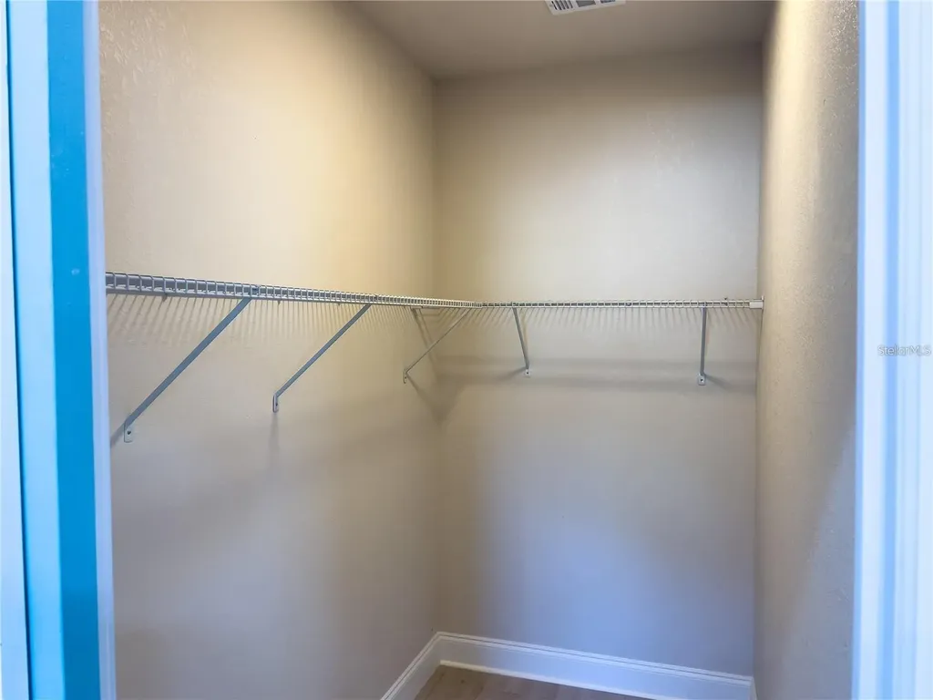 5516 Golden Drive Tampa FL 33634