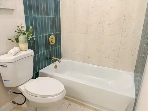 5516 Golden Drive Tampa FL 33634