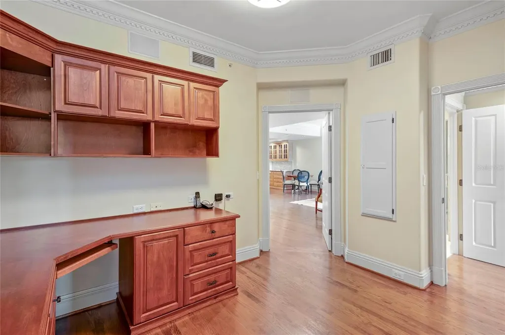 1110 SW Ivanhoe Boulevard Orlando FL 32804