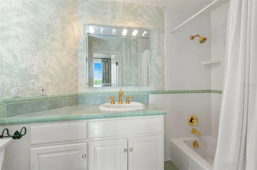 1110 SW Ivanhoe Boulevard Orlando FL 32804