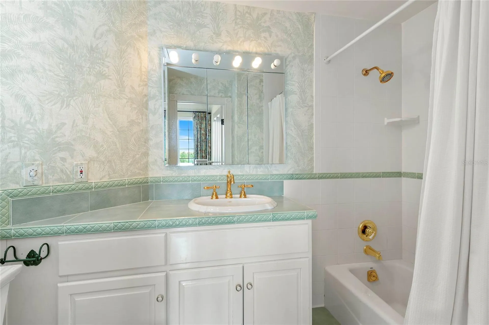 1110 SW Ivanhoe Boulevard Orlando FL 32804