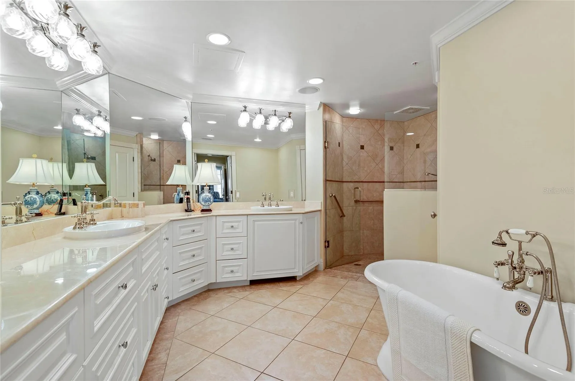 1110 SW Ivanhoe Boulevard Orlando FL 32804