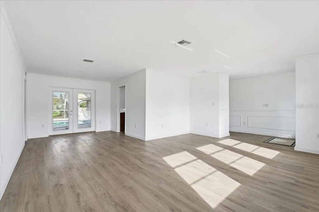 9430 Patricia Court Seminole FL 33776