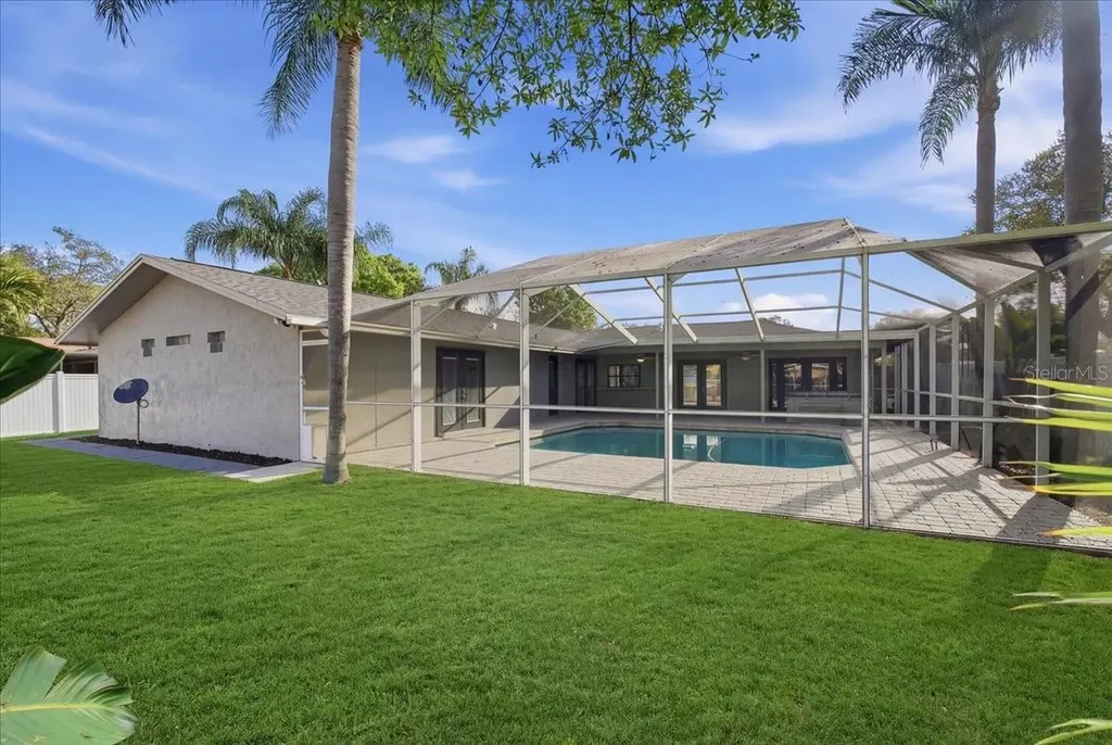 9430 Patricia Court Seminole FL 33776