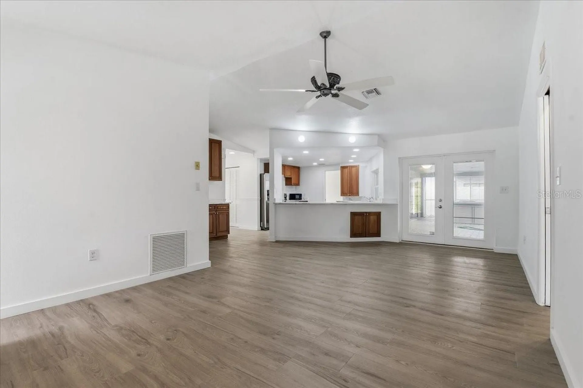 9430 Patricia Court Seminole FL 33776