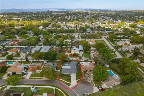 9430 Patricia Court Seminole FL 33776