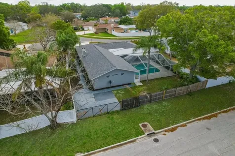 9430 Patricia Court Seminole FL 33776