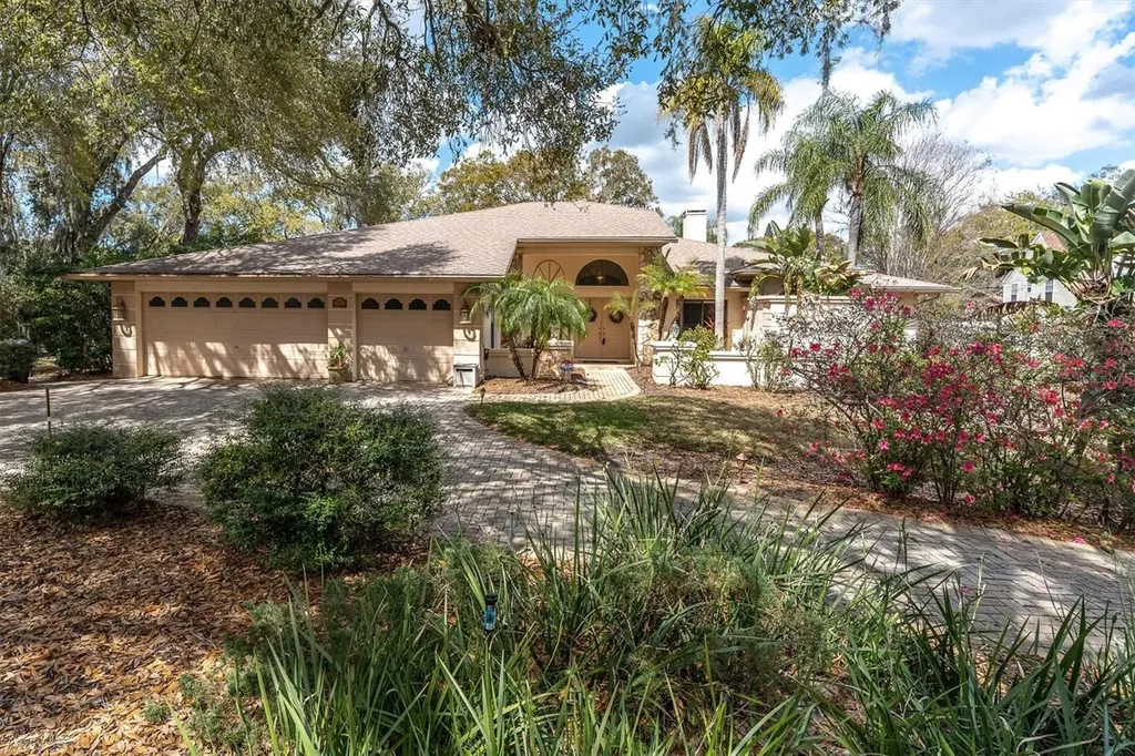 8823 Crescent Forest Boulevard New Port Richey FL 34654