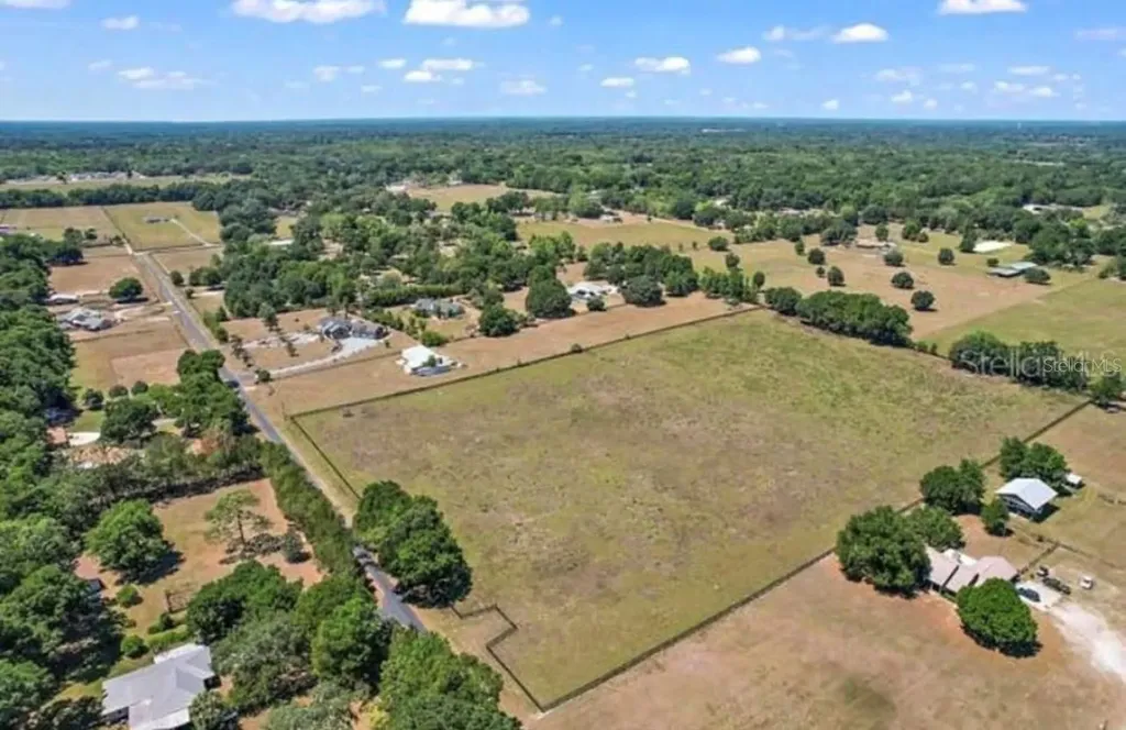 15153 SE 73rd Avenue Summerfield FL 34491