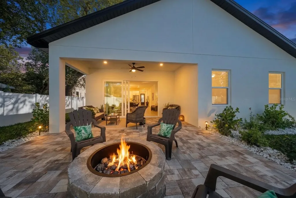 448 Orangewood Drive Dunedin FL 34698