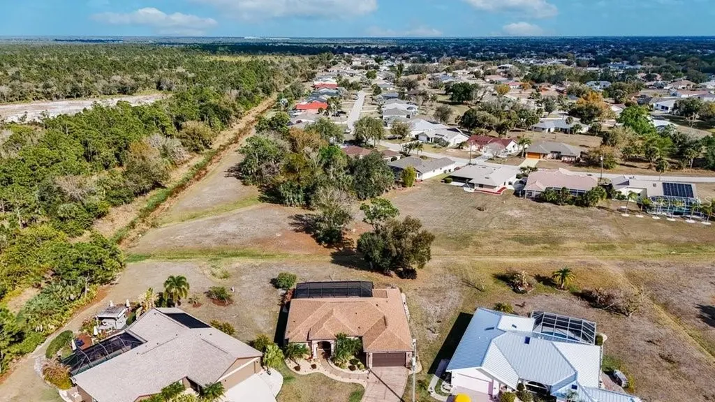 21 Manizaks Avenue Punta Gorda FL 33983