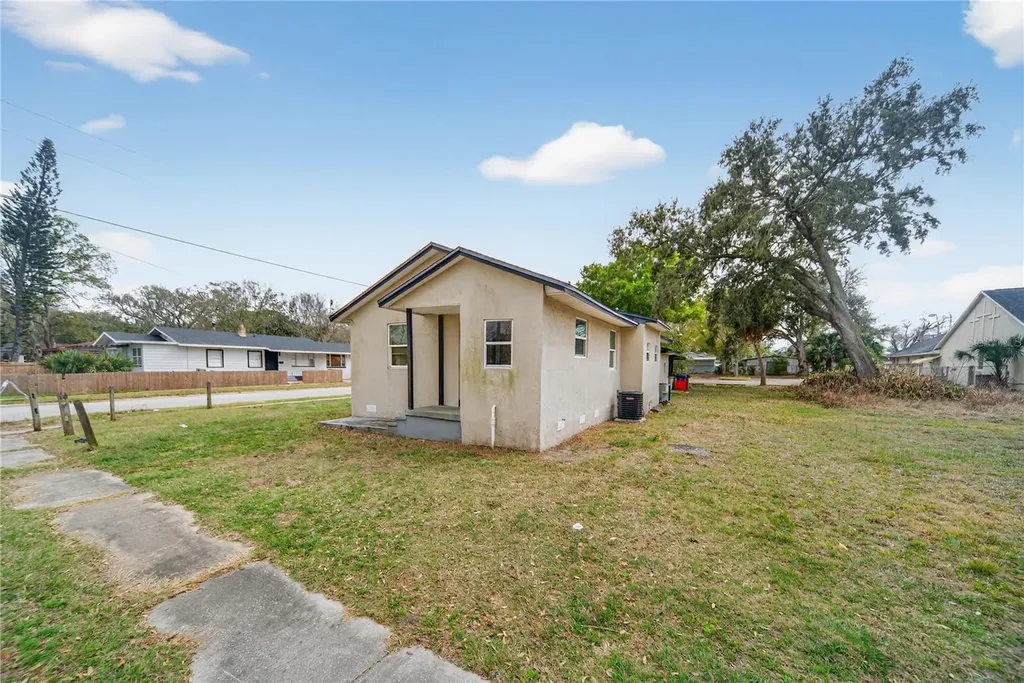 514 S Grannis Avenue Titusville FL 32796