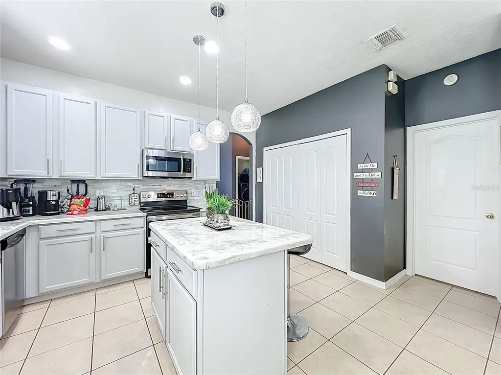 109 Islamorada Way Sanford FL 32771
