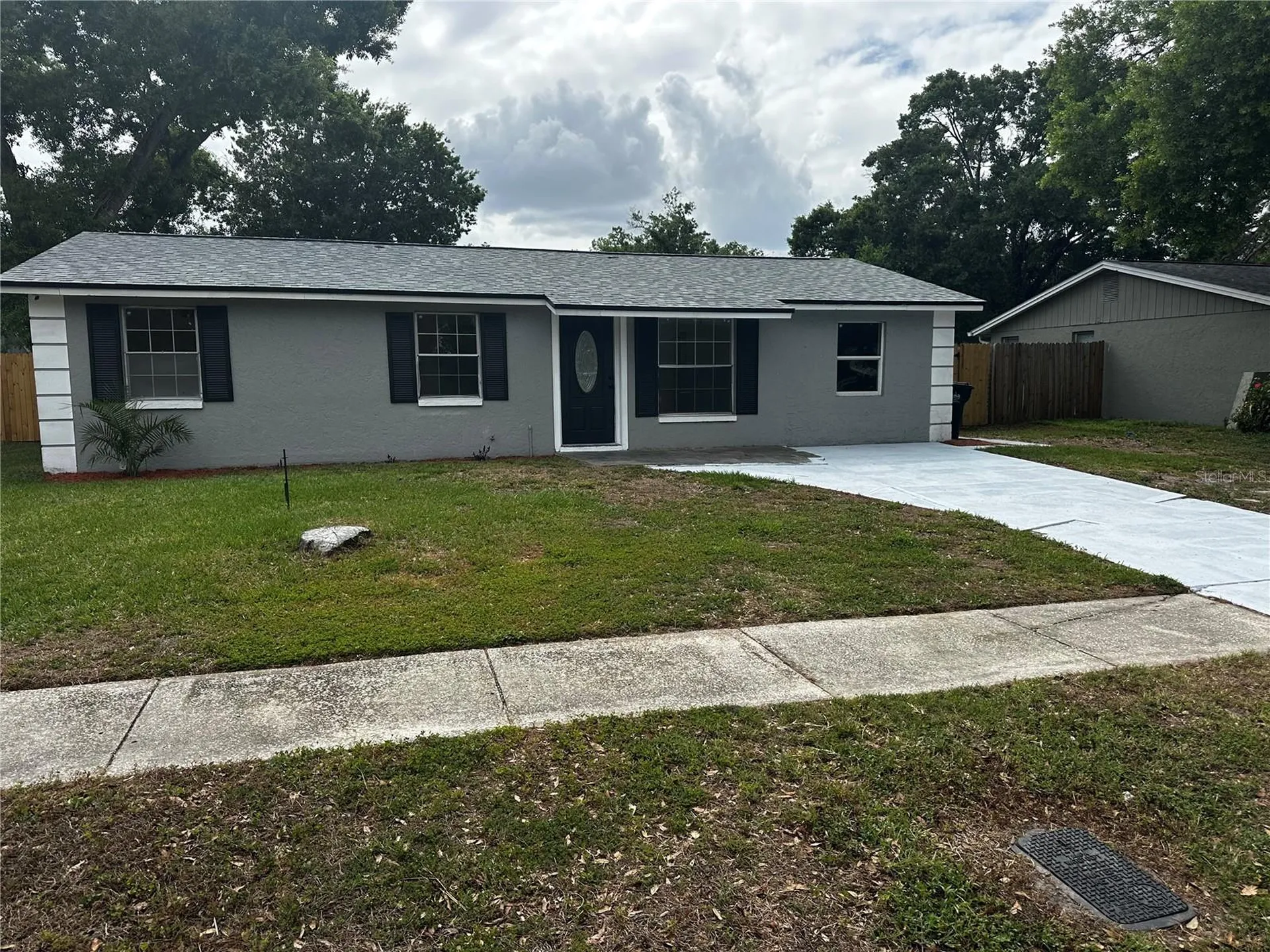 3704 Meadowbreeze Drive Tampa FL 33619