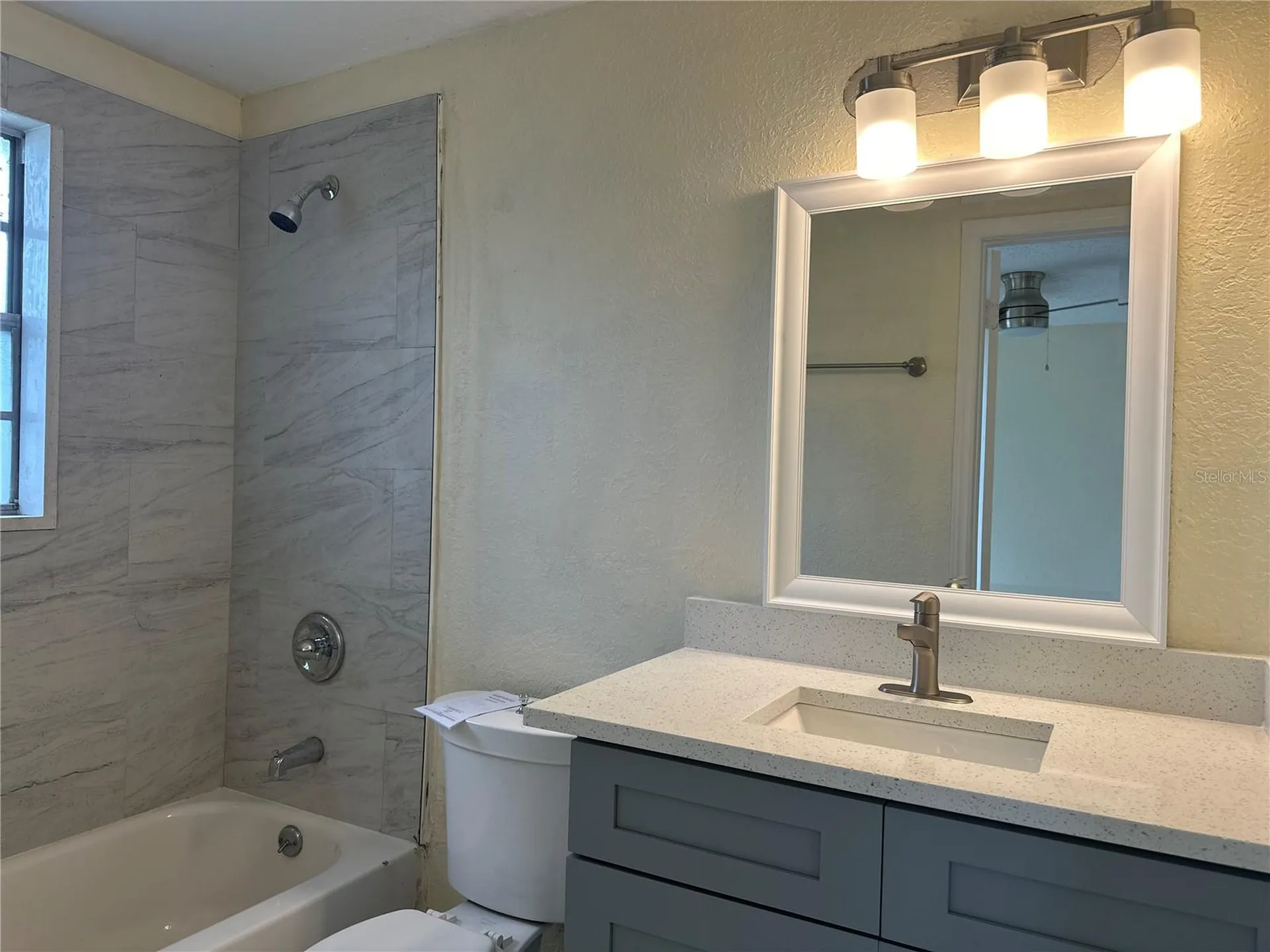 3704 Meadowbreeze Drive Tampa FL 33619
