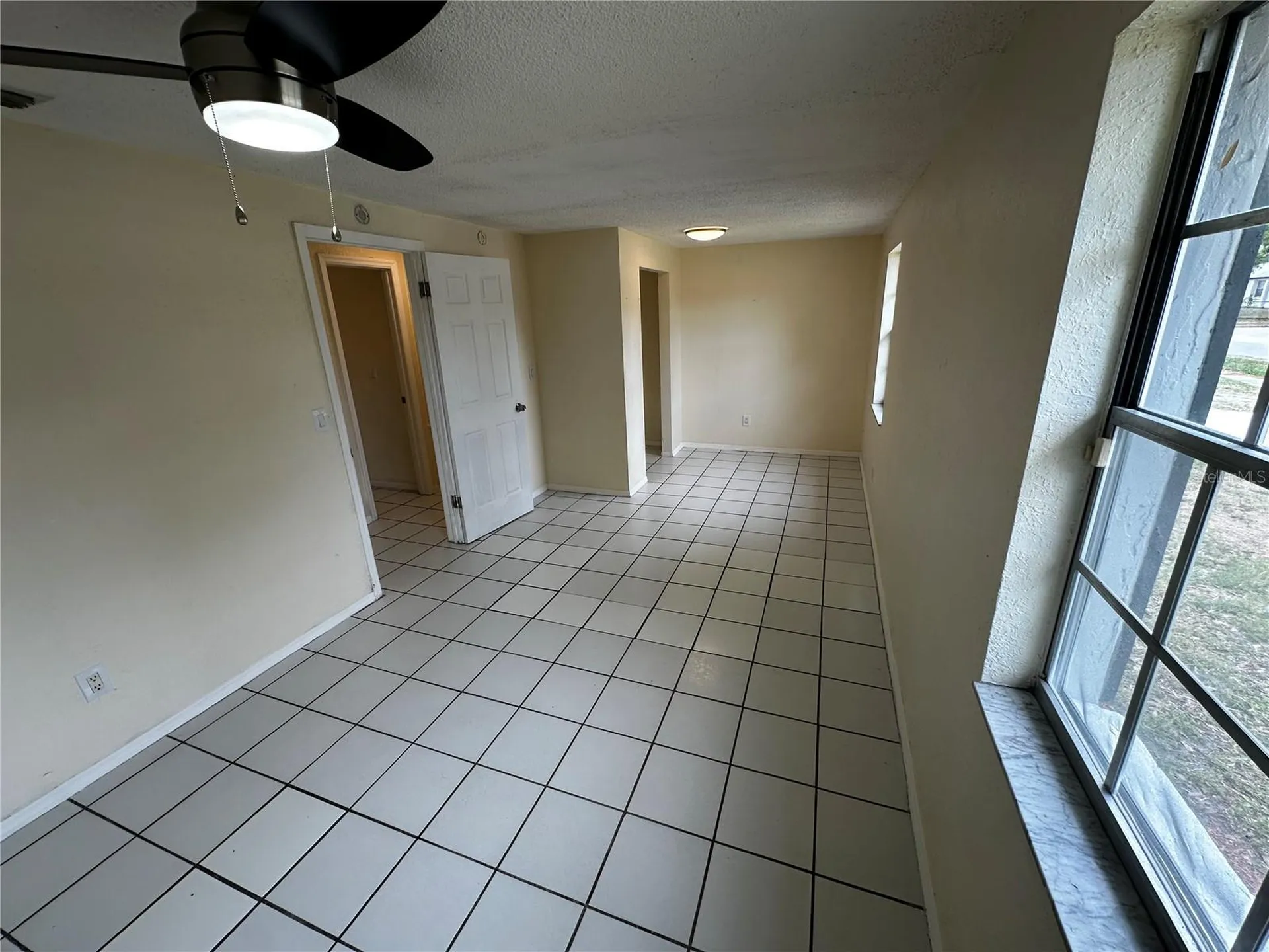 3704 Meadowbreeze Drive Tampa FL 33619