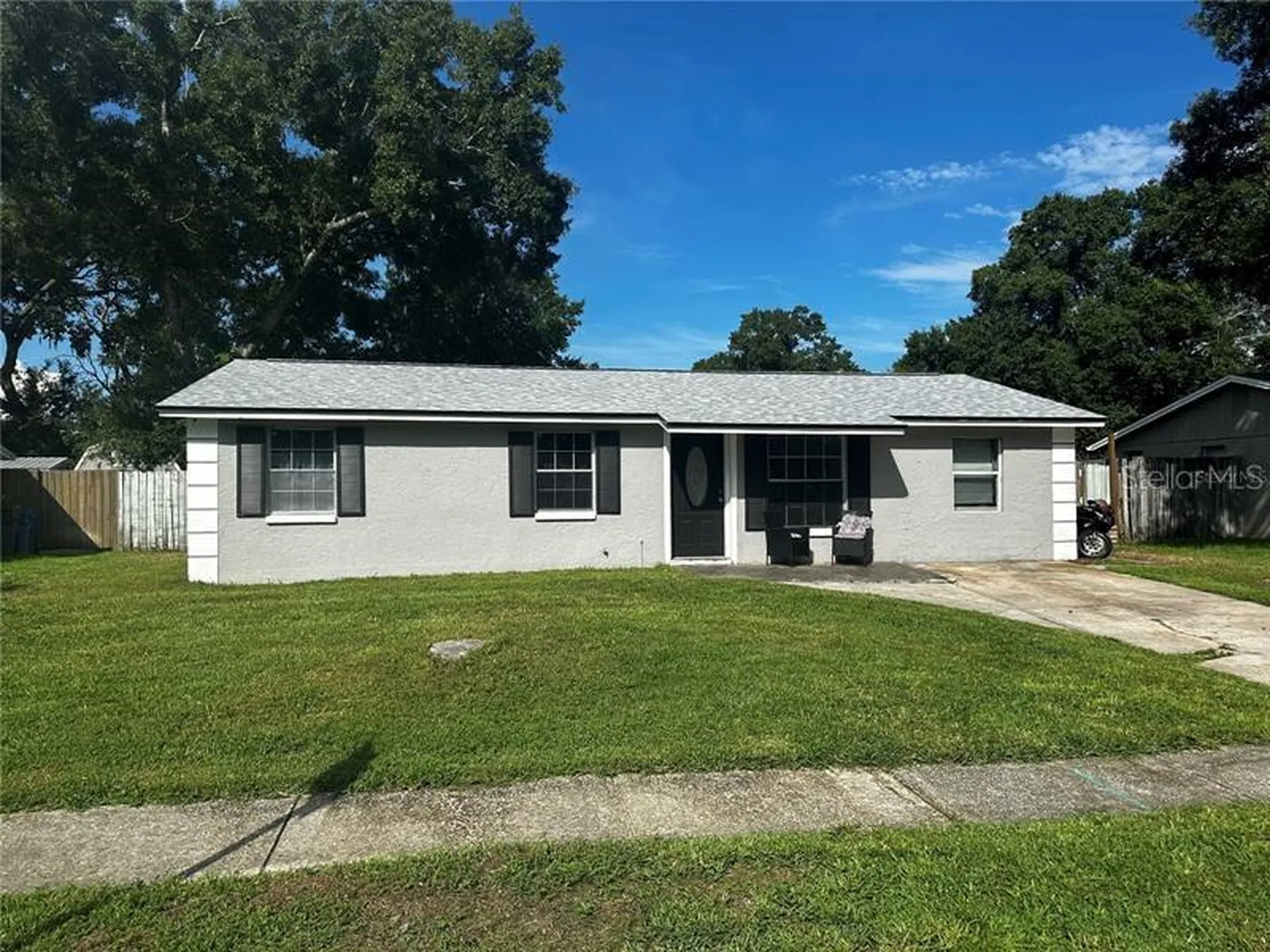3704 Meadowbreeze Drive Tampa FL 33619