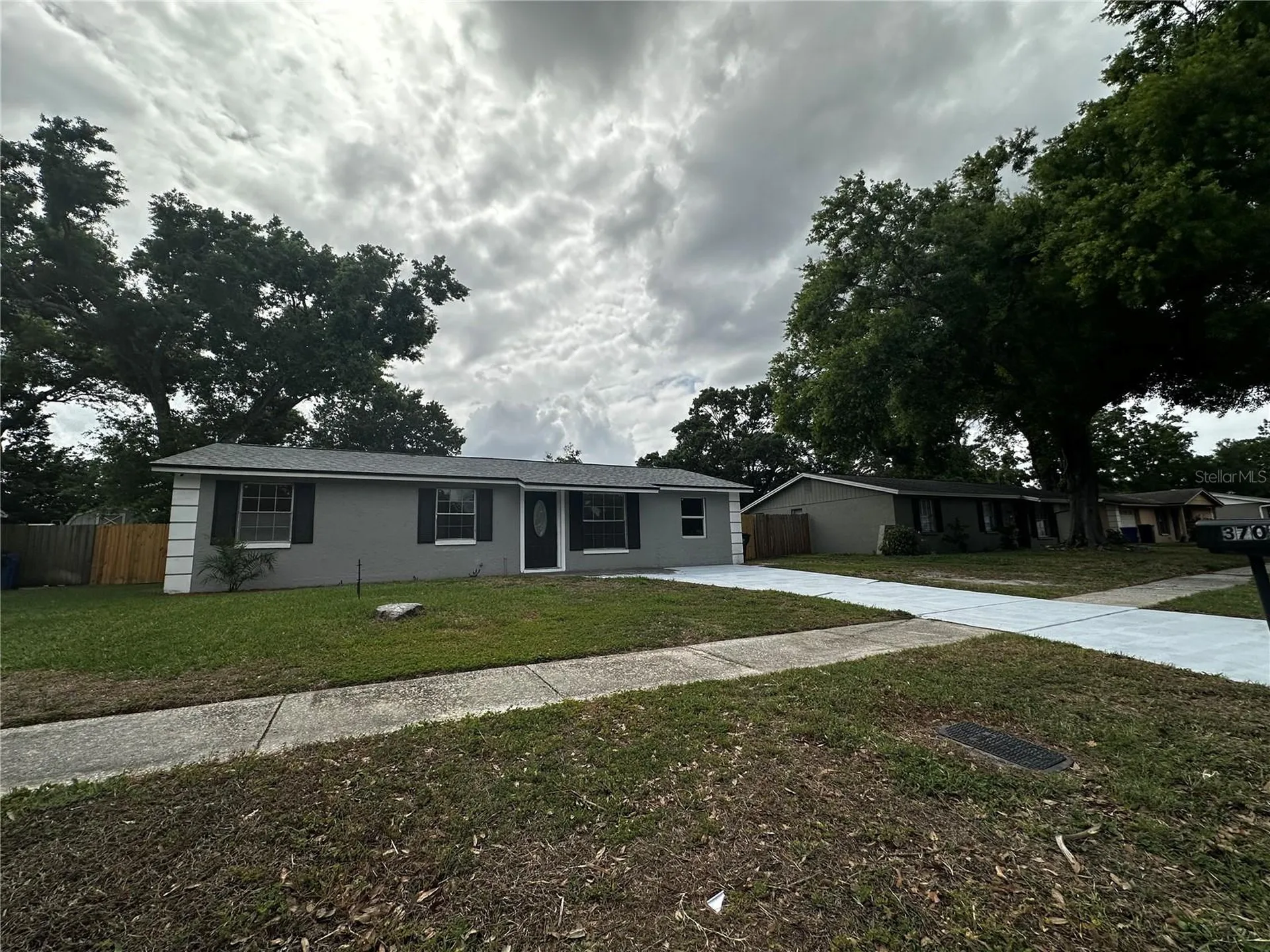 3704 Meadowbreeze Drive Tampa FL 33619