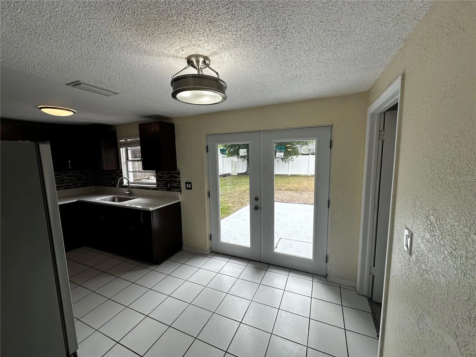 3704 Meadowbreeze Drive Tampa FL 33619