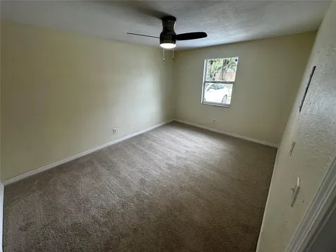 3704 Meadowbreeze Drive Tampa FL 33619