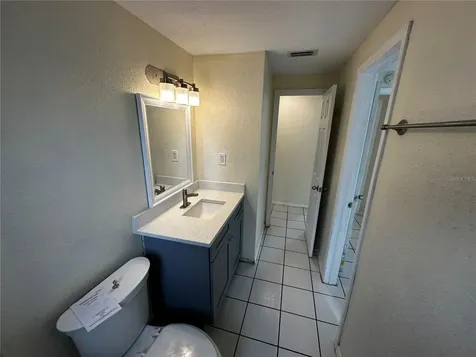 3704 Meadowbreeze Drive Tampa FL 33619