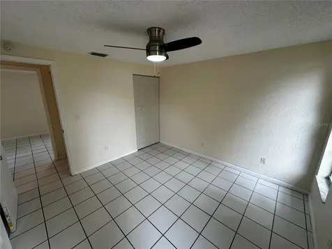 3704 Meadowbreeze Drive Tampa FL 33619