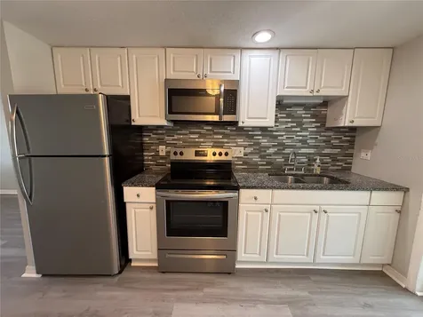 350 N Elmstreet Court Englewood FL 34223